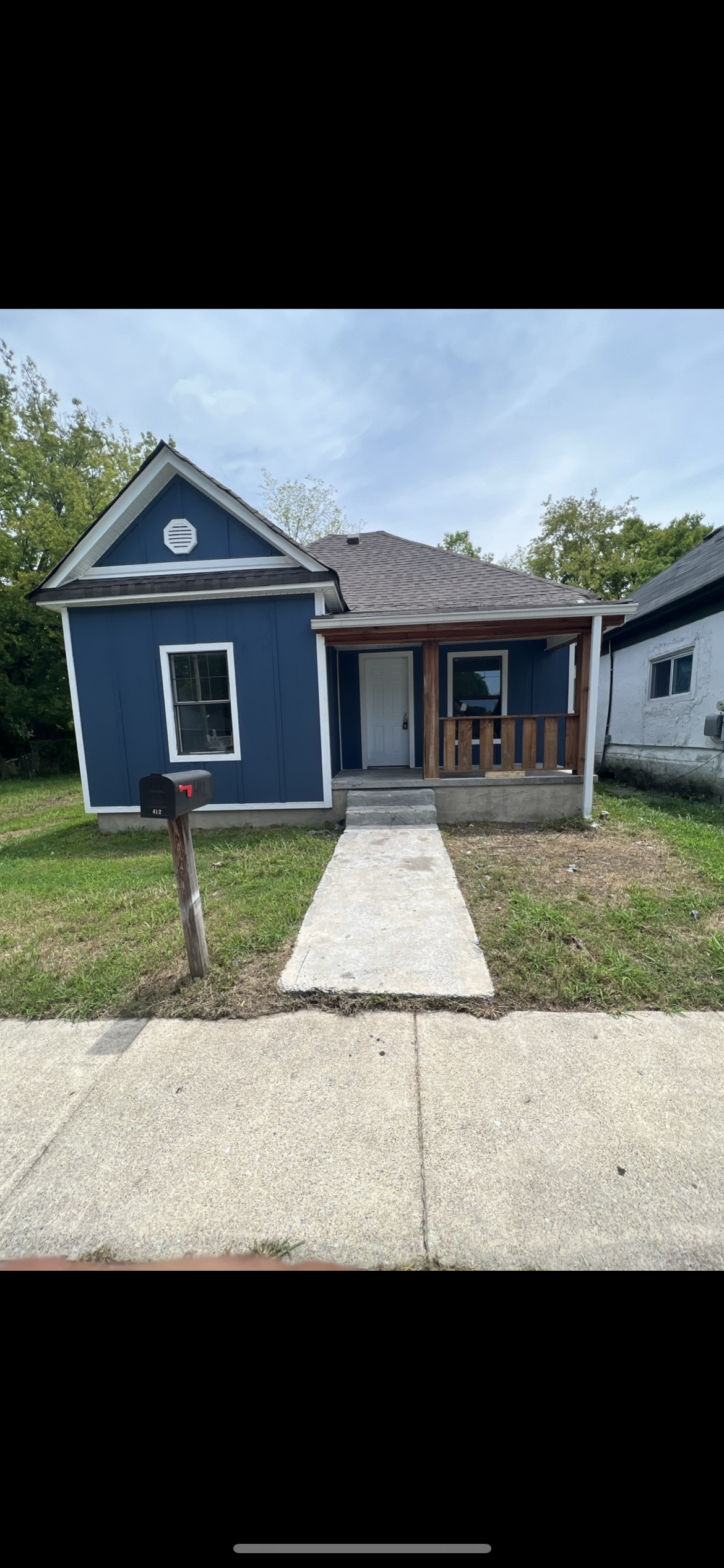 412 North Hawthorne Street